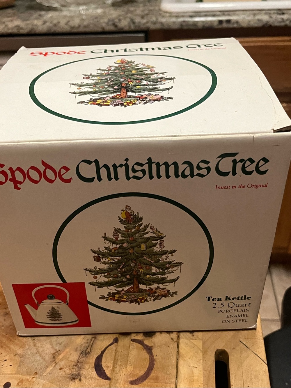 Spode Christmas Tree Tea Kettle Box - White, Green, Red